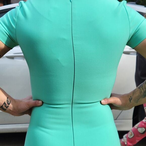 * * LIKELY pastel green Sheath dress Last Discount - Picture 11 of 16